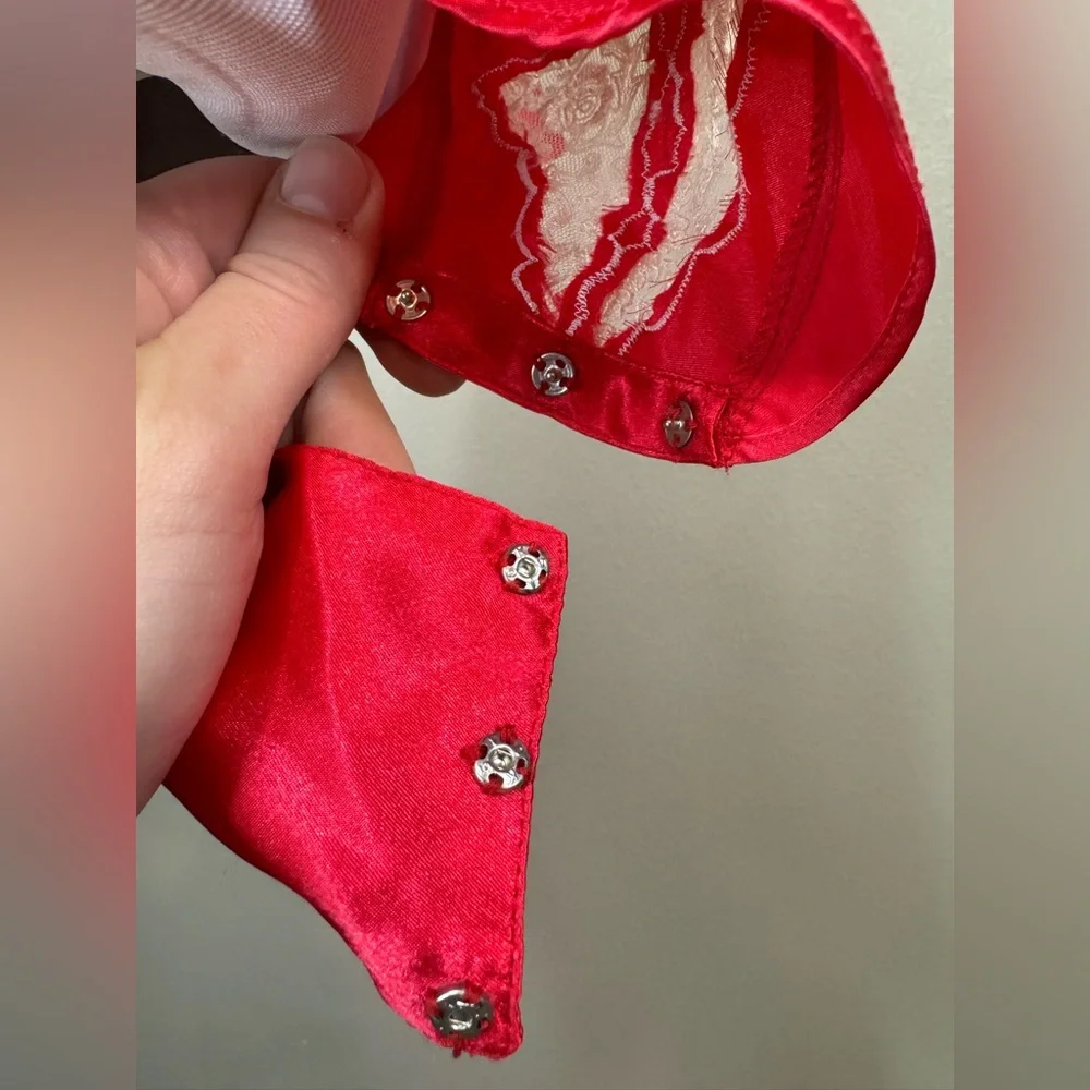 VTG‎ Victoria’s Secret Gold Label Red Satin Lace Teddy White lingerie D